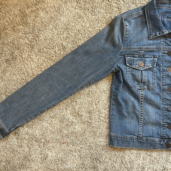 Kut from the Kloth Amelia Jean Jacket - Picture 7 of 16